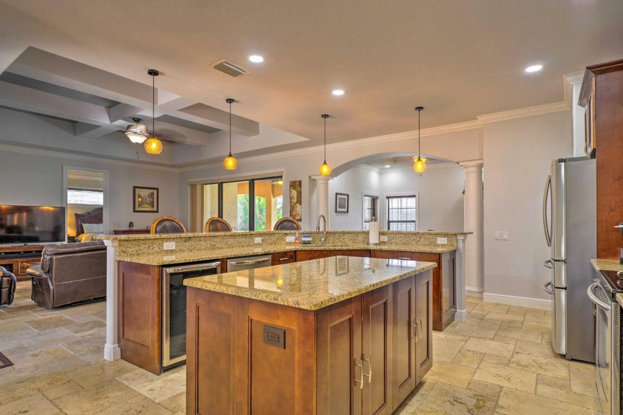 Canalfront Cape Coral Home With Patio And Grill! מראה חיצוני תמונה